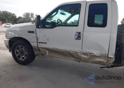 2004 Ford F-250 Lariat/Xl/Xlt z USA, uszkodzony, nr VIN 1FTNX20PX4EA95931